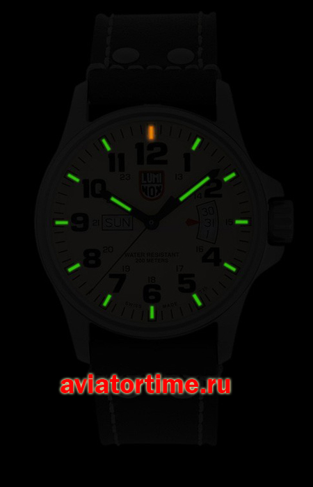   LUMINOX 1827  .