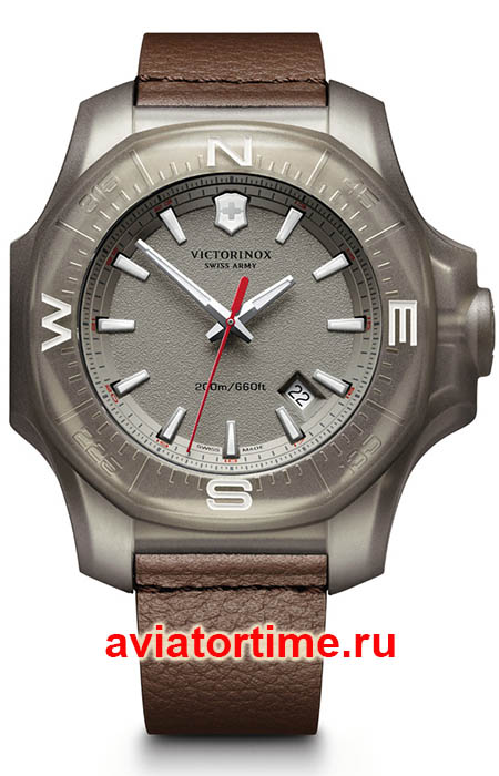 Мужские швейцарские часы Victorinox 241738 I.N.O.X. с бампером