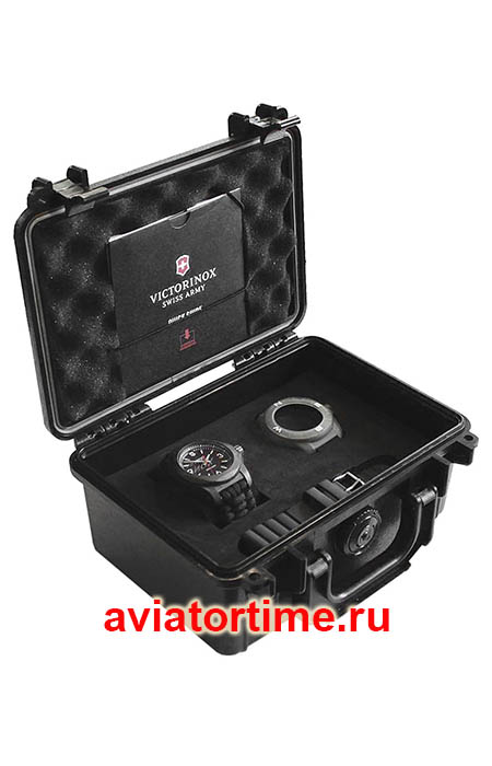 Мужские швейцарские часы Victorinox 241776 I.N.O.X. с бампером