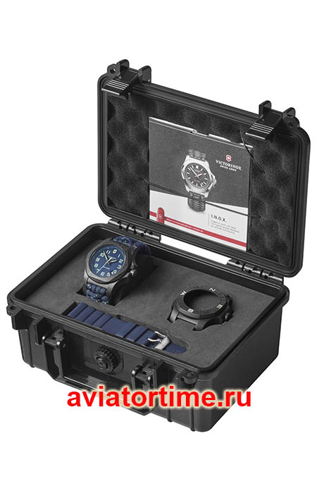 Мужские швейцарские часы Victorinox 241860 I.N.O.X. с бампером